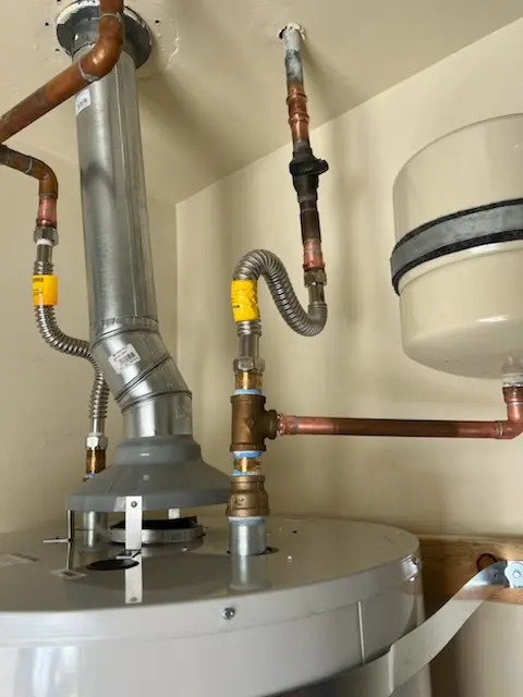 Water heater installation and plumbing repair in Howlett Hill